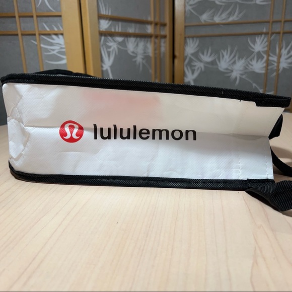 Lululemon Athletica: Shopping Bag ๐ Measurements: H 12โ x L 9" x W 4.5" - Picture 3 of 5